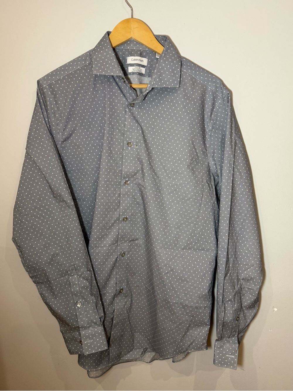Calvin Klein Steel+ Slim Fit Stretch Non-Iron dress shirt men’s 16 1/2 34/35